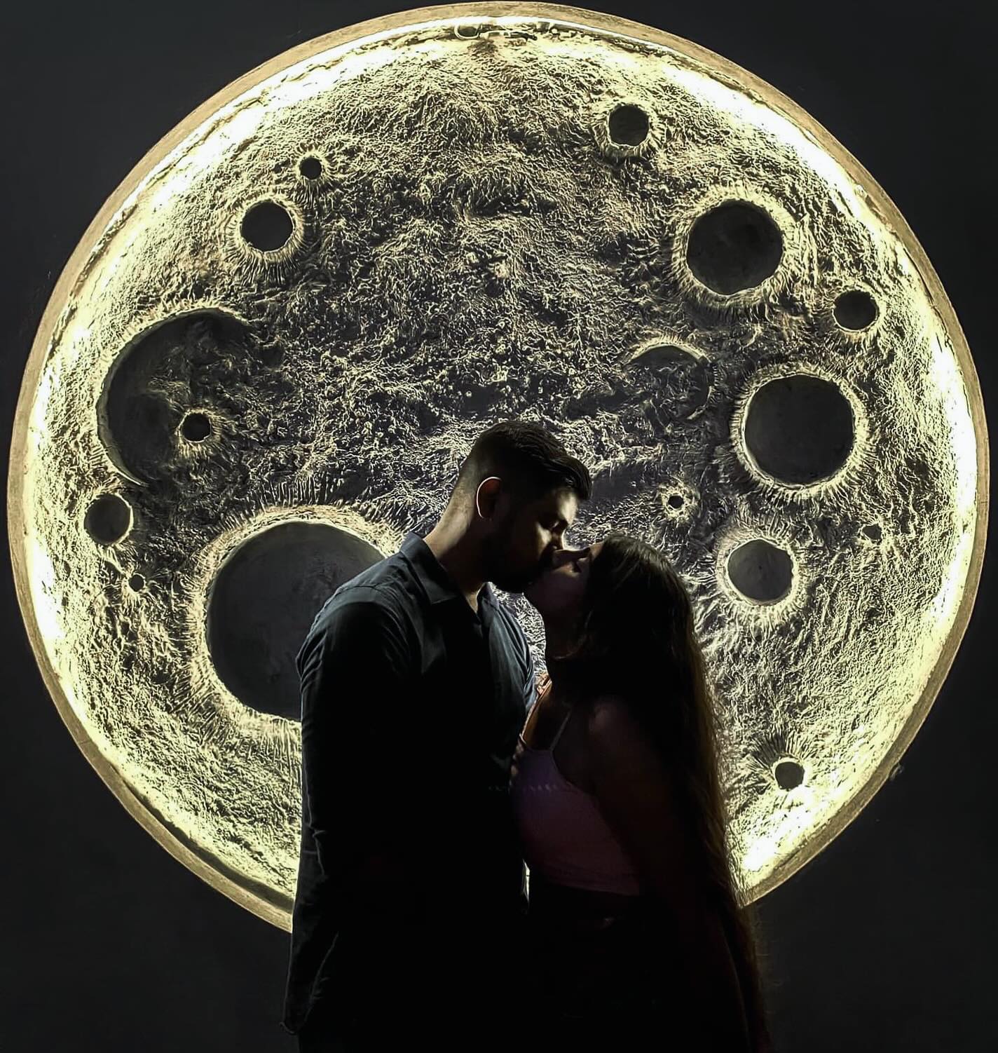 MOONLIGHT ™